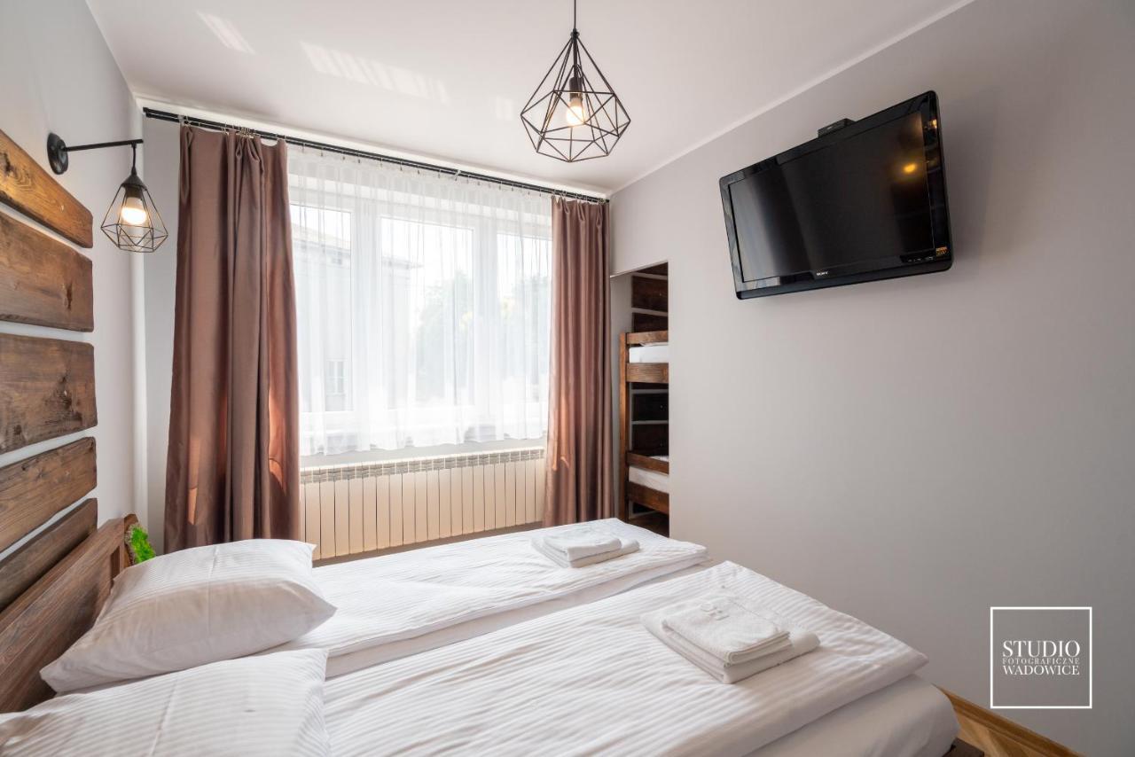 Modern Apartments In Centrumヴァドヴィツェ エクステリア 写真